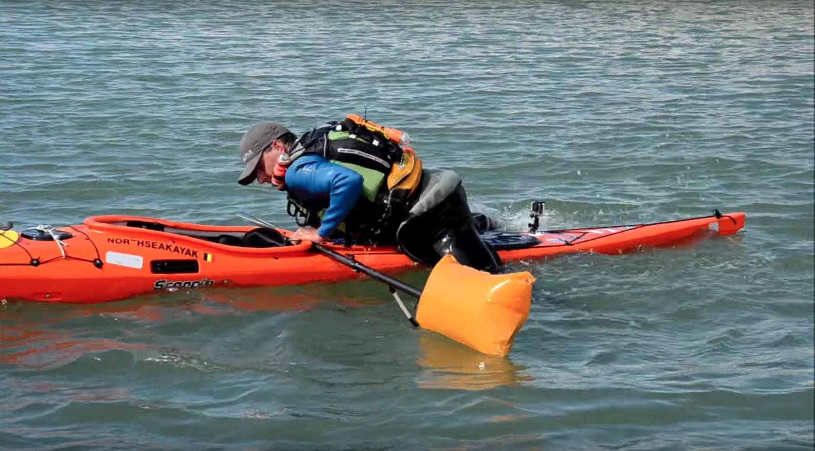 Kirsebær Radioaktiv peber How to Sea Kayak, the Paddle Float Self Rescue - Paddlesports News