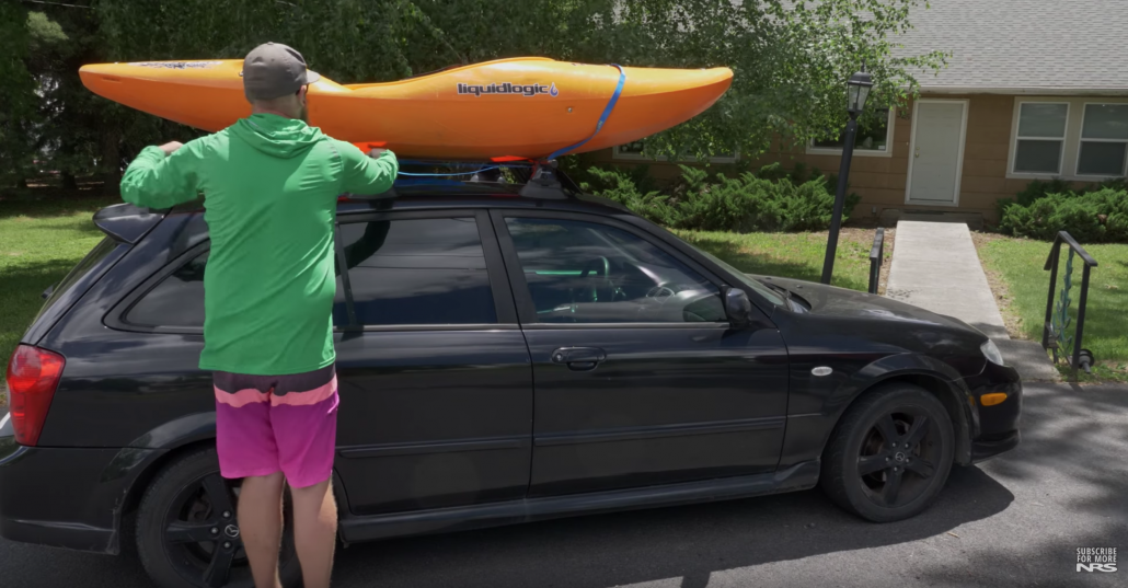 How to Tie Down a Kayak on a Car with One Strap