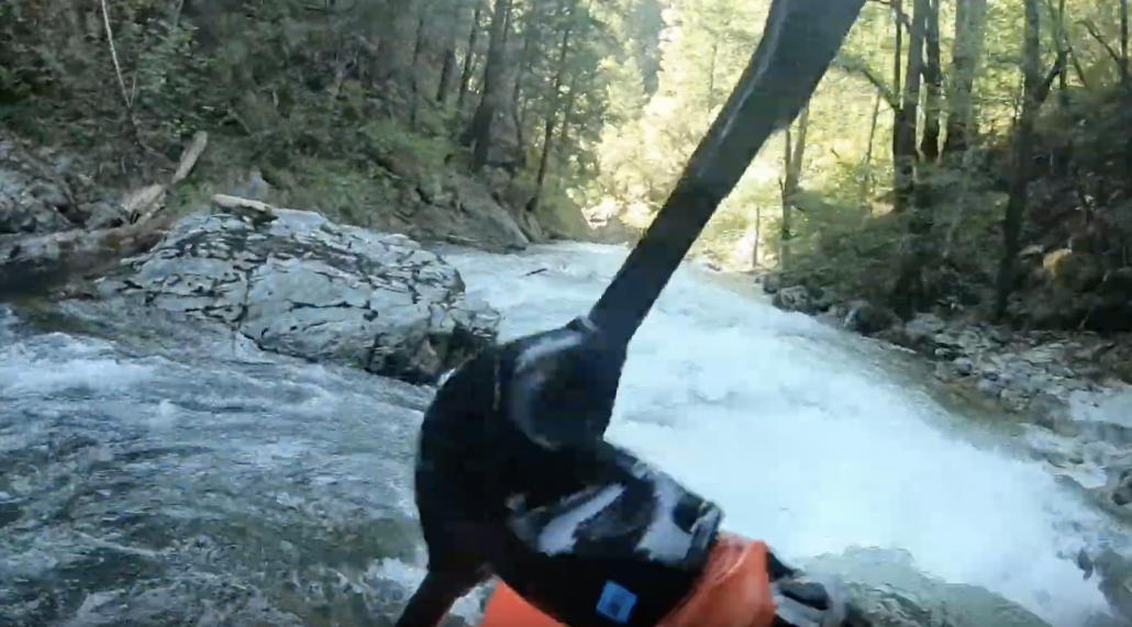 Kayaking Pauley Creek in California dreamflows estimated flow at 400 cfs