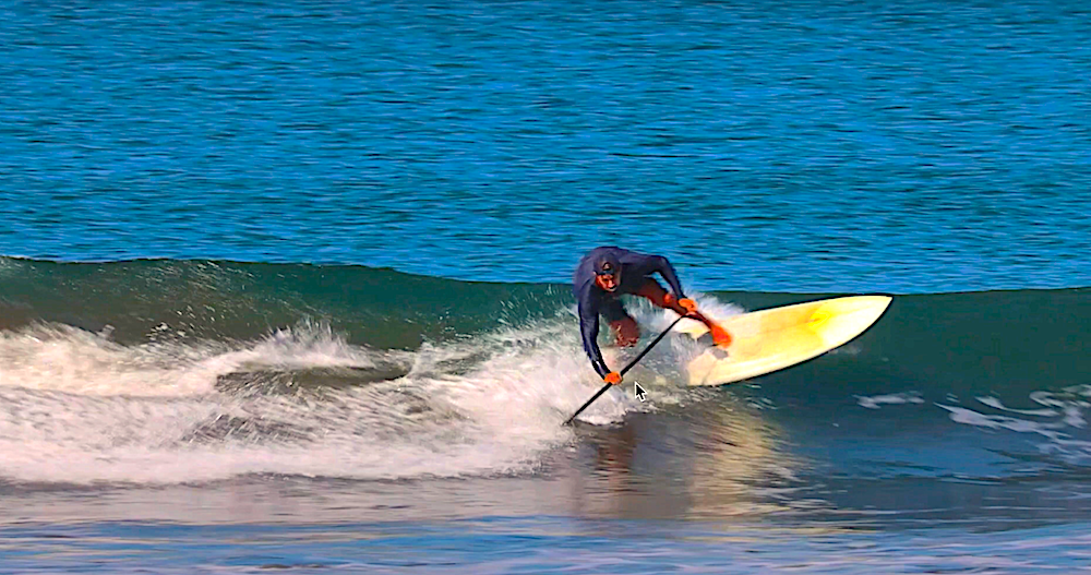 Chase Kosterlitz gives us precious and super details tips on one of the most important things to focus on while paddle surfing is: the footwork.