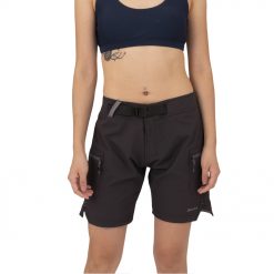 Built for multiple days on the water these shorts define rugged, toughness, and style. Perfect for being in and out of the water and features quick drying nylon stretch fabric, meshed zipper side pockets and a integrated belt.