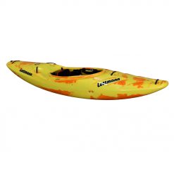 With the Rocky we created the perfect simbiosis of our two favorite Creekers. It combines the Granate's stable and mild characteristics with the Manta's modern features. The new Rocky's stable hull combines high pace with a lost of control. Beginners love that trying to reach the eddies, more advanced paddlers will worthship that while approaching the next waterfall.The rounded edegs won't allow the rapids to push too hard and landings after high drops perform more smoothly. The high and volumenous bow allow a dry run even in the heaviest of rapids.