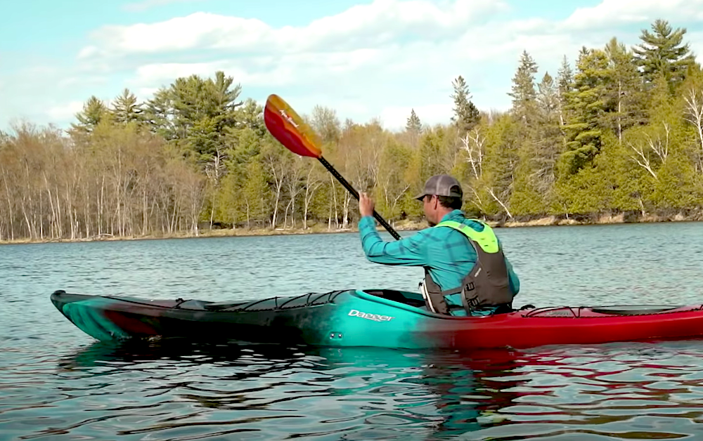 Paddle TV's Ken Whiting takes us through the 3 main strokes for kayaking. By learning to do these strokes the right way, you'll paddle more efficiently, comfortably, and powerfully. Enjoy!