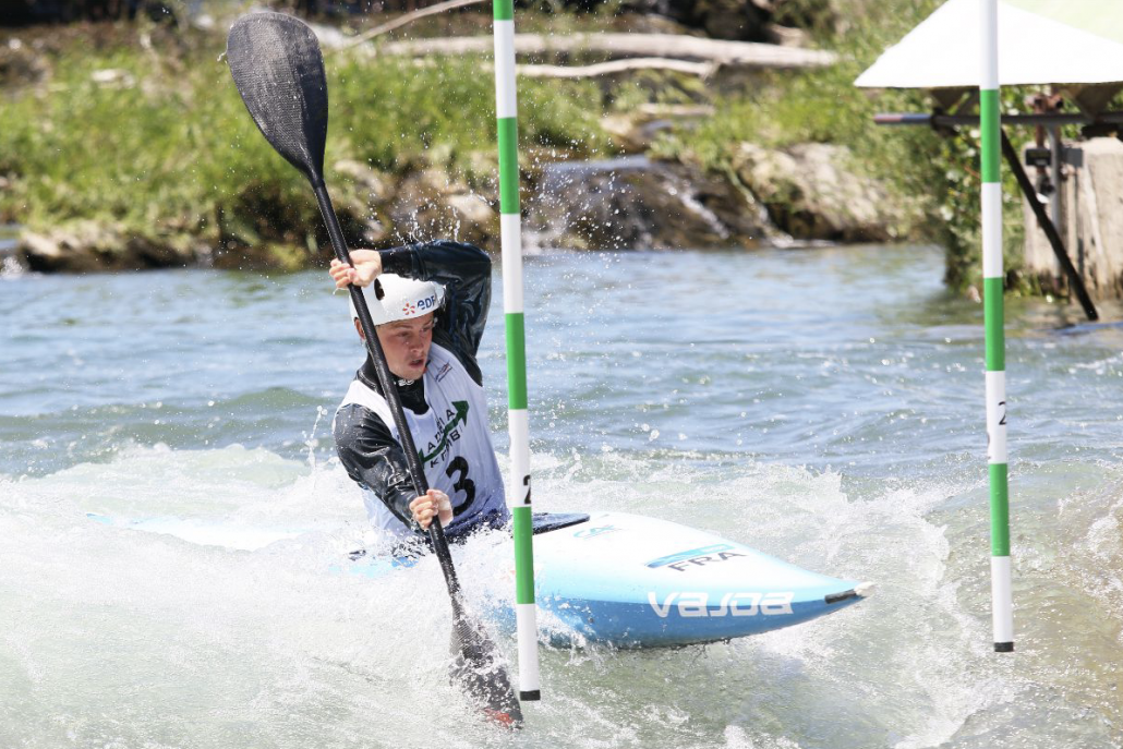 French paddlers Romane Prigent, Anatole Delassus and Tanguy Addison firmed in favouritism to win gold at the 2021 ICF junior and U23 canoe slalom world championships with impressive heat runs in hot conditions in Slovenia on Wednesday.