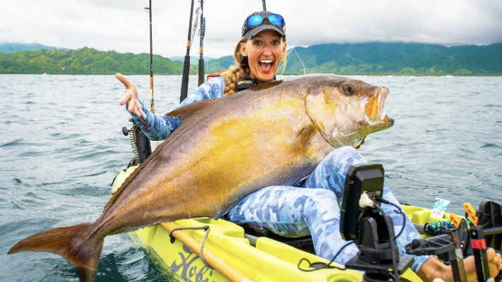 Robert Field takes his girl Jennifer offshore kayak fishing in Panama in search of MONSTER fish. The action starts off hot and heavy, and soon she hooks into something that takes her on the sleigh ride of her life!